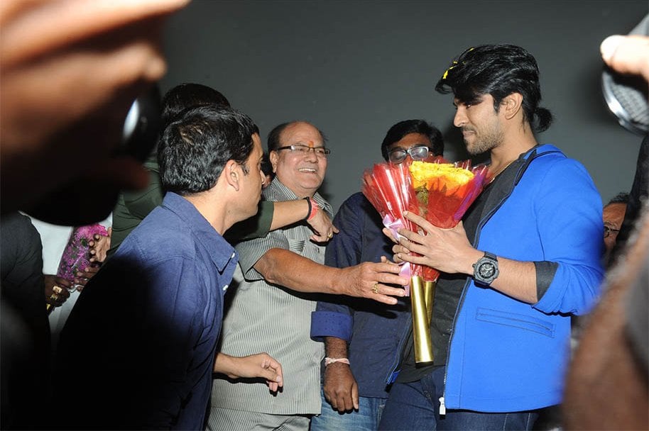 Yevadu-Trailer-Launch-at-Sandhya-70MM